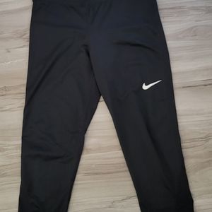 Nike Pro leggings
